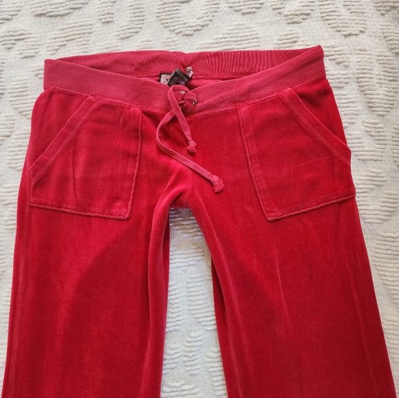 ❤️SOLD❤️  Juicy Couture Y2K TrackSuit Pants Red - Picture 2 of 7